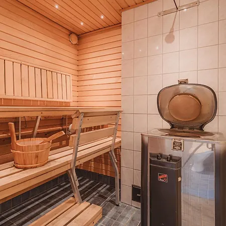 Perhe In Salla-kuusamo *