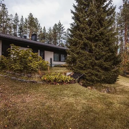 Perhe In Salla-kuusamo * サッラ